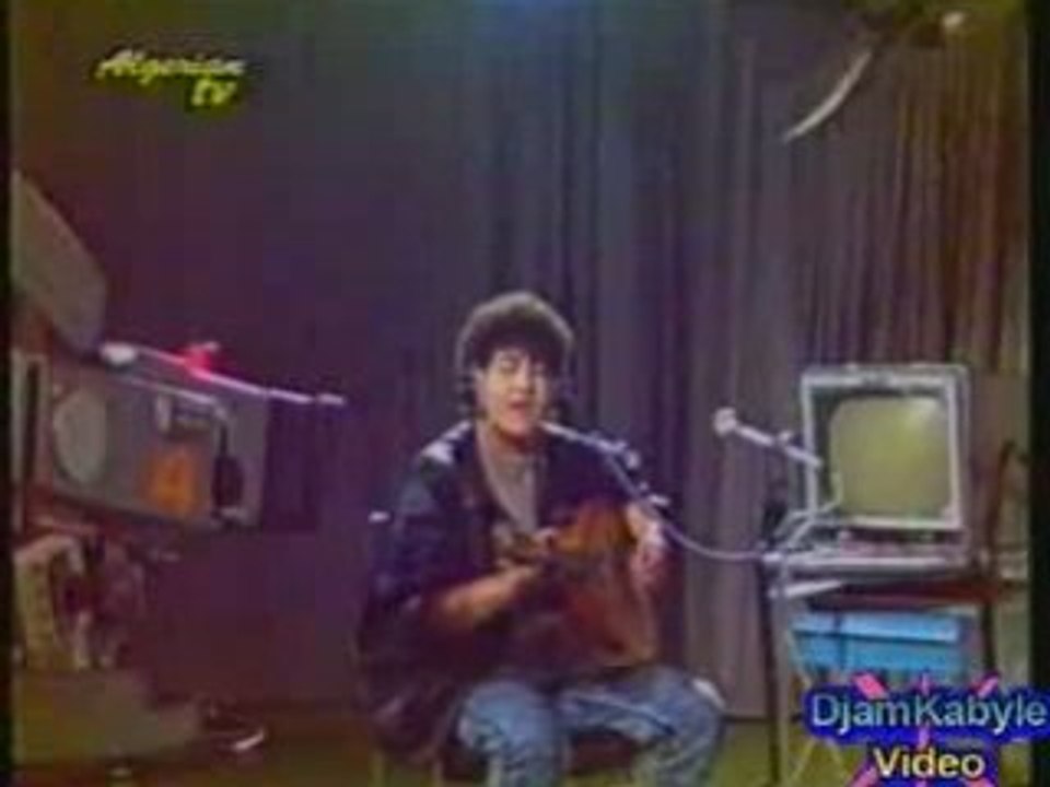 Rabah asma "ayadho" clip 1987(algerian tv) Pour...