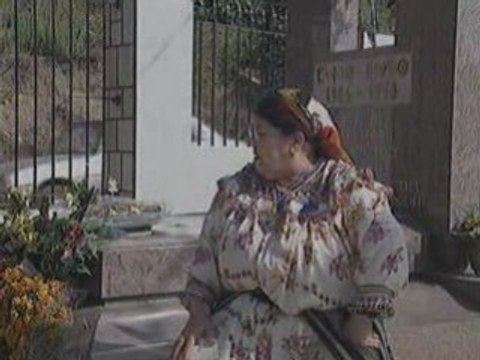 Nna Aldjia parle de son fils Matoub Lounès