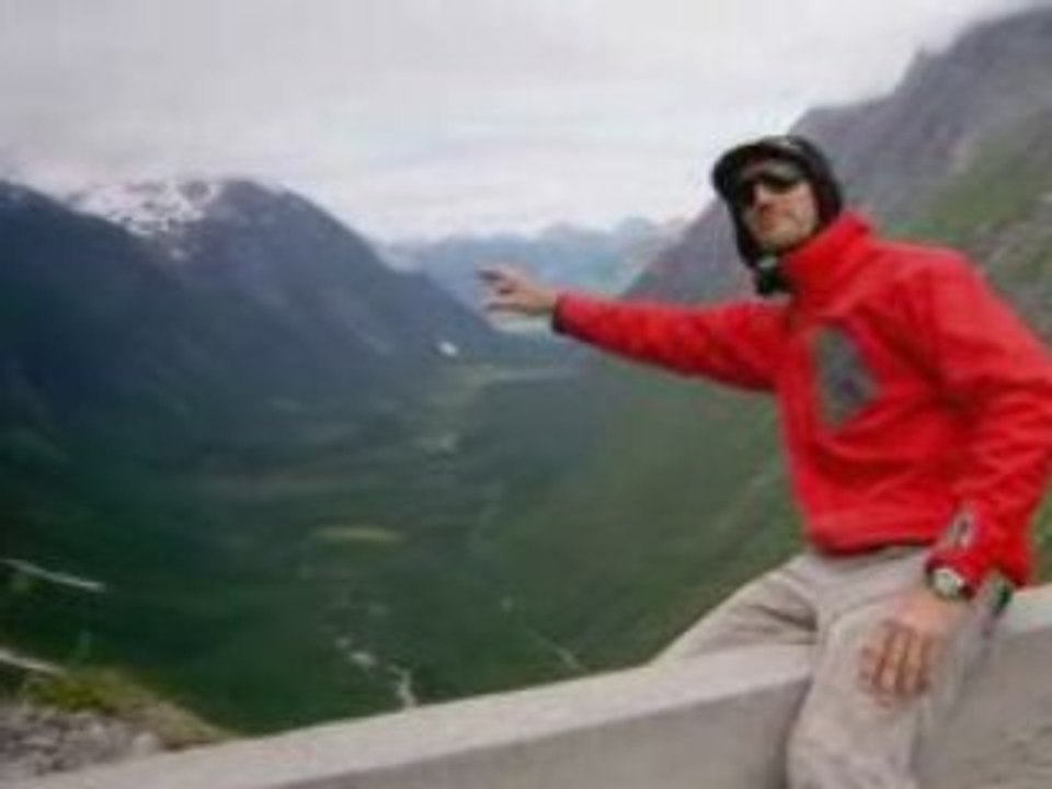 Ski_basejump