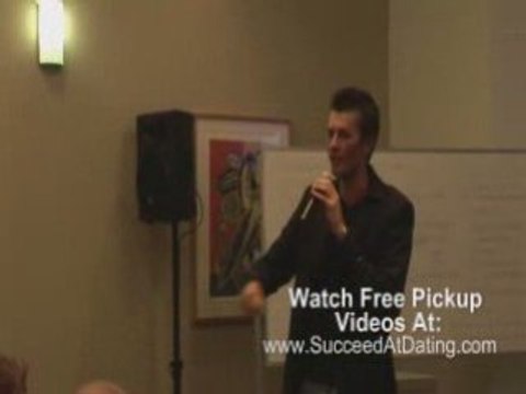 Picking Up Women At The ShoppingMall - DayGame Seminar Part3