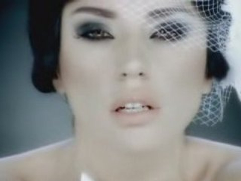 Gulsen -Su Gibi Gecerdi Zaman