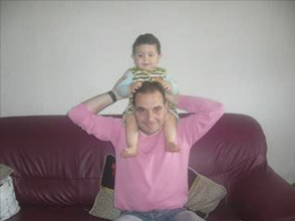 Elvis-blue eyes crying in the rain by giovanni