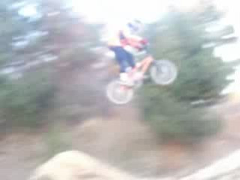 terrain de velos a ludre