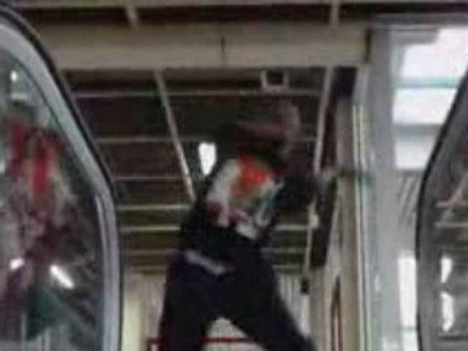 V1:MAJESTIK MIMI12 VINKEY BRADOK