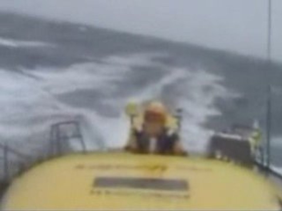 A bord du bateau de Sedlacek, dernier du Vendée Globe