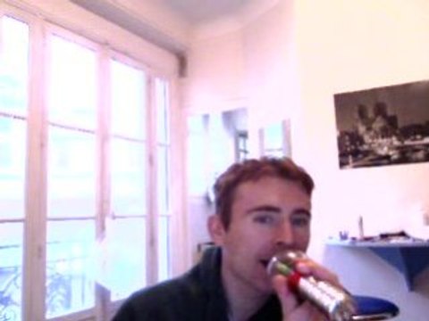 Wiwi égratigne Fric frac