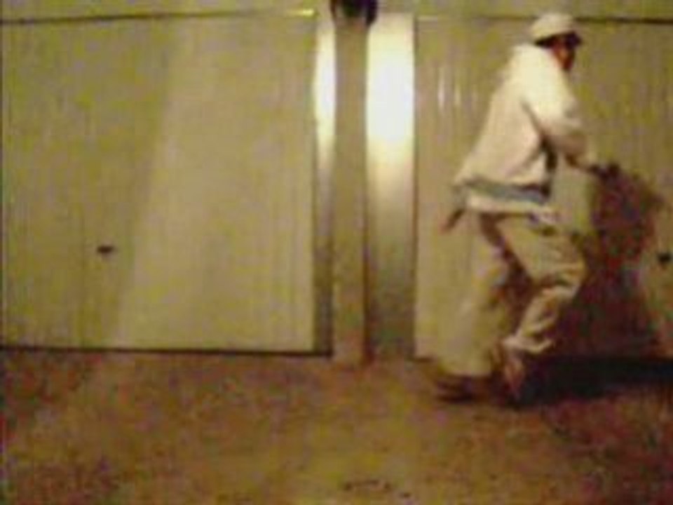 Destin akon and booba gun in hand