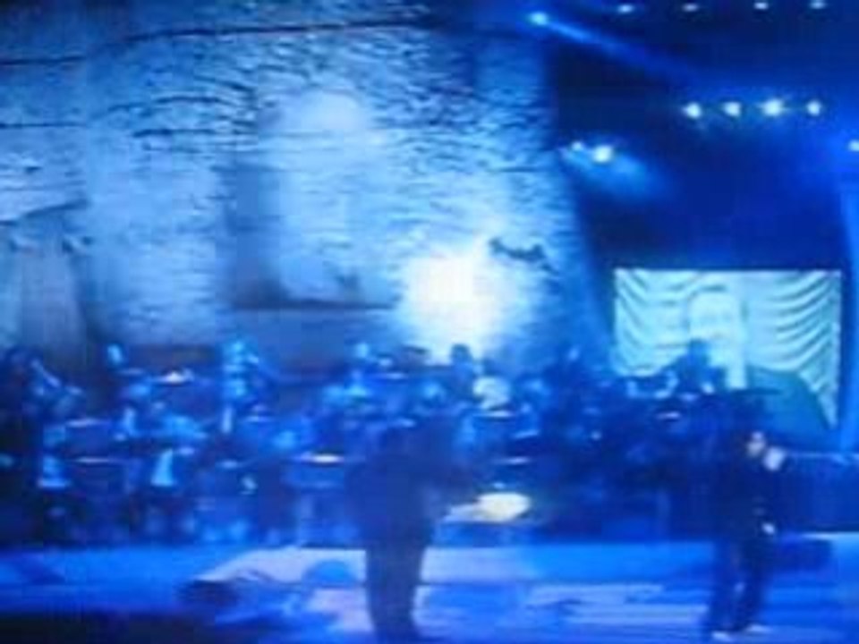 MORGAN E ANTONELLA RUGGERO CANTANO MODUGNO