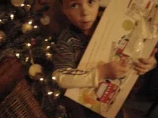 déballage des cadeaux de noel