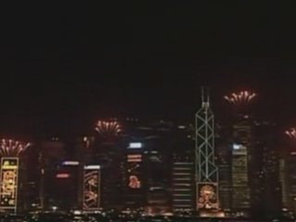 Hong Kong welcomes in 2009