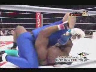 Bob Sapp vs Kinniku Mantaro