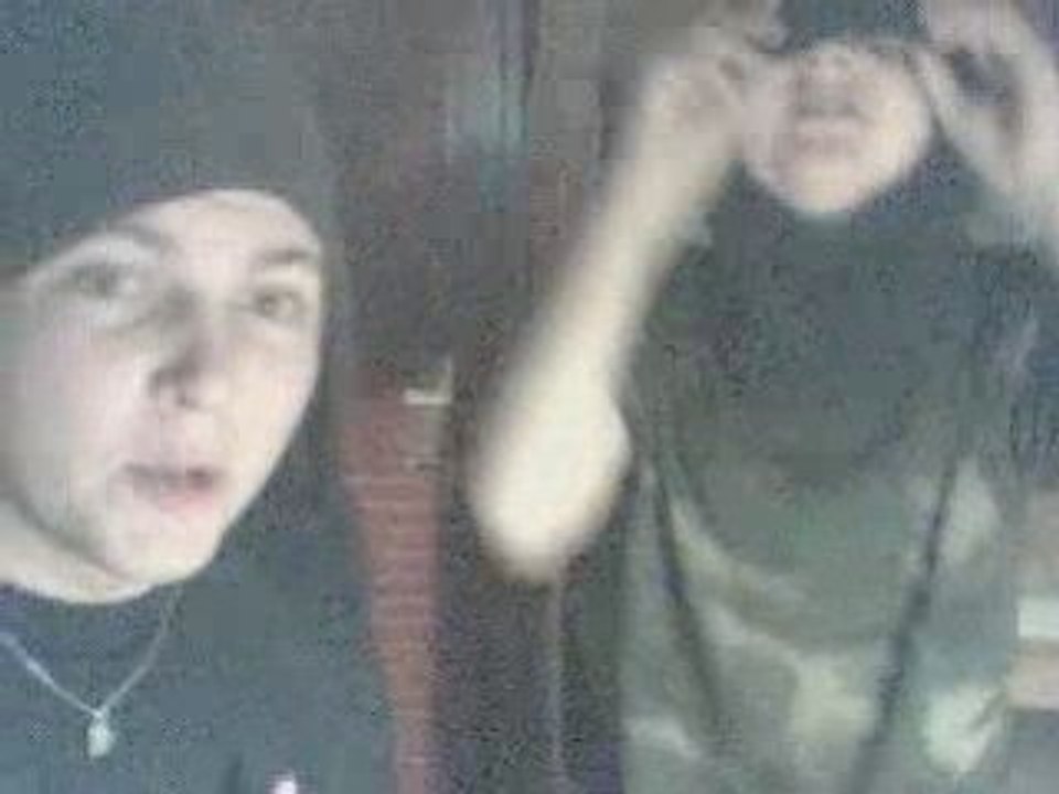 LeS FrEreS TéloChe - Fou ta cagoule