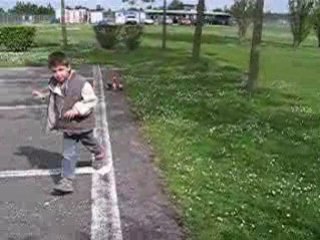 Kart kyosho 1ere "leçon" de pilotage ...