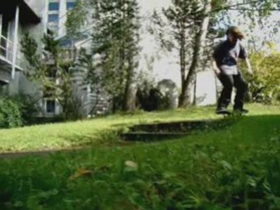 Plash Skateboarding Trailer!