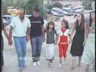 Hüseyin ve Senem AKGUN - Dügün 2007 - 11 Halay