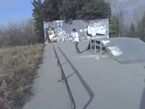 skate bs boardslide annecy valabregue sud augustin thibaut