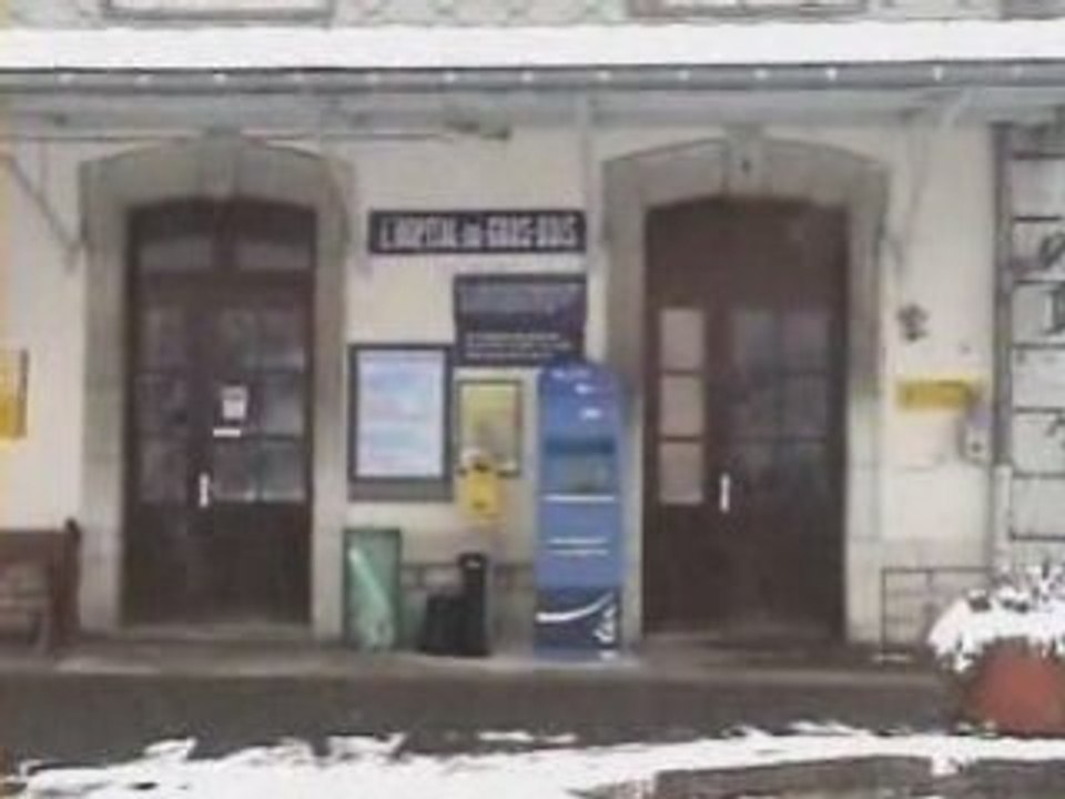 Ambiance de neige, près de Besançon.