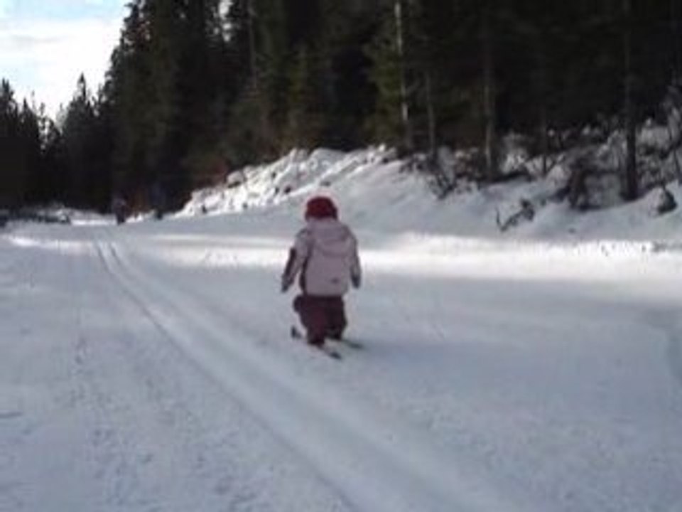 Eline sur des skis