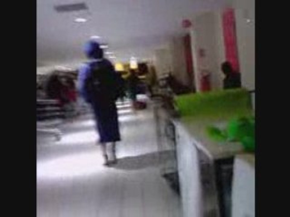 En penoir dans un supermarché