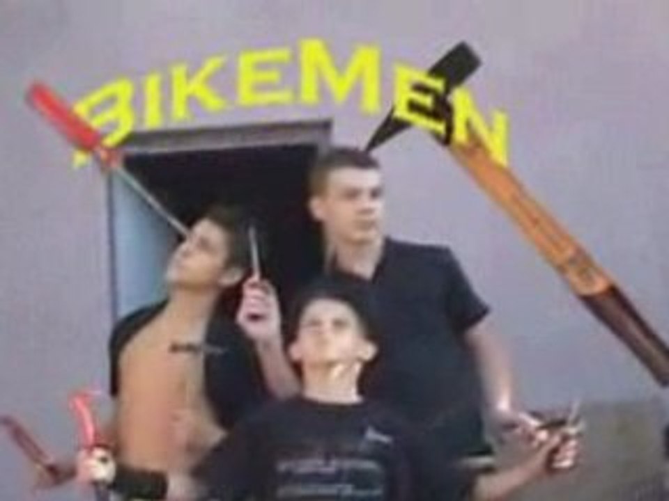 PUB:Bikemen