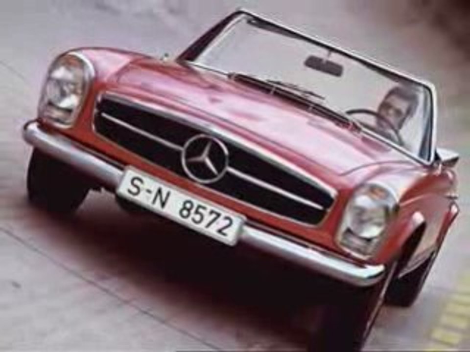Mercedes-Benz W113 Pagoda roadster 230SL