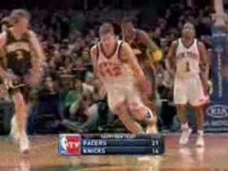 David Lee with some fancy moves