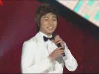 DaeSung - Look at me GwiSoon - SBS Gayo Daejun [08.12.29]