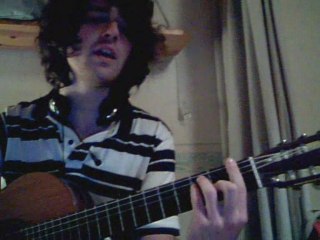 Hallelujah par Pilou a la guitare