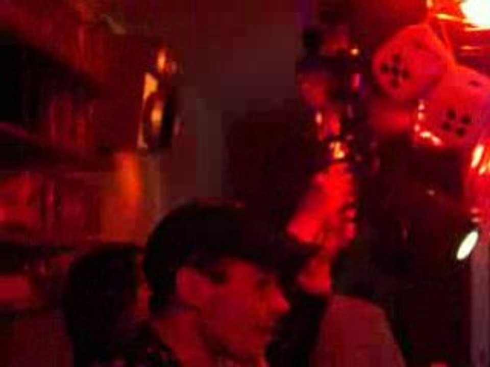 Soirée au Jet.Set BAR avec Dj DAW