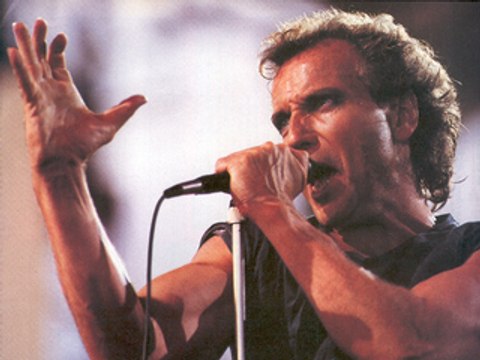 Bernard Lavilliers(Fatals Picards cover)