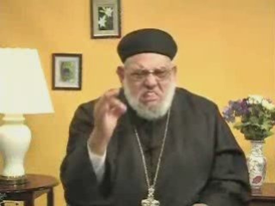 القمص زكريا بطرس يعترف بمسخ وجهه