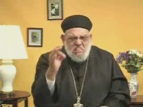 القمص زكريا بطرس يعترف بمسخ وجهه