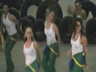 WE WILL ROCK YOU - QUEEN