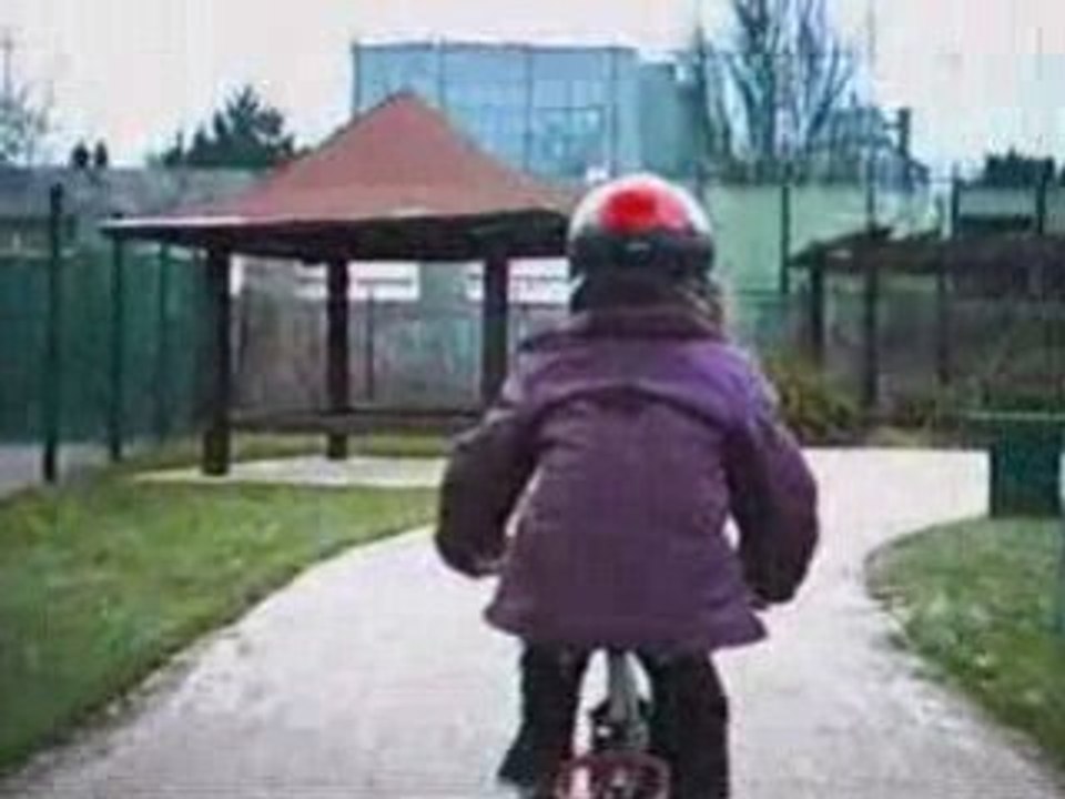 Course de vélo au parc