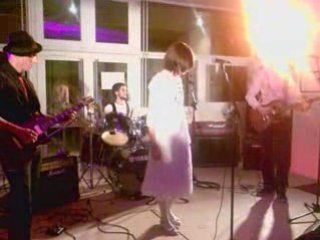Cherryl!ps - Another brick in the wall Tribute