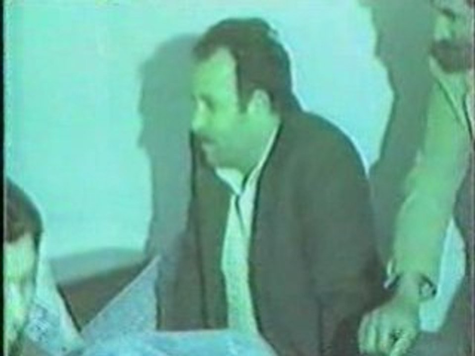 HÜSEYİN DEMİR VE ONU ZİYARETE GELENLER