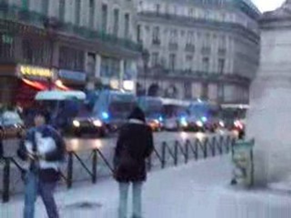 Rassemblement de soutient à Gaza (Paris) le 04/01/09 p4
