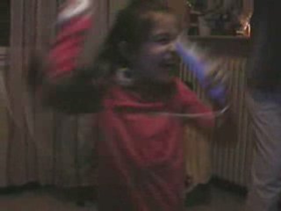 fanélie  fait la boxe.