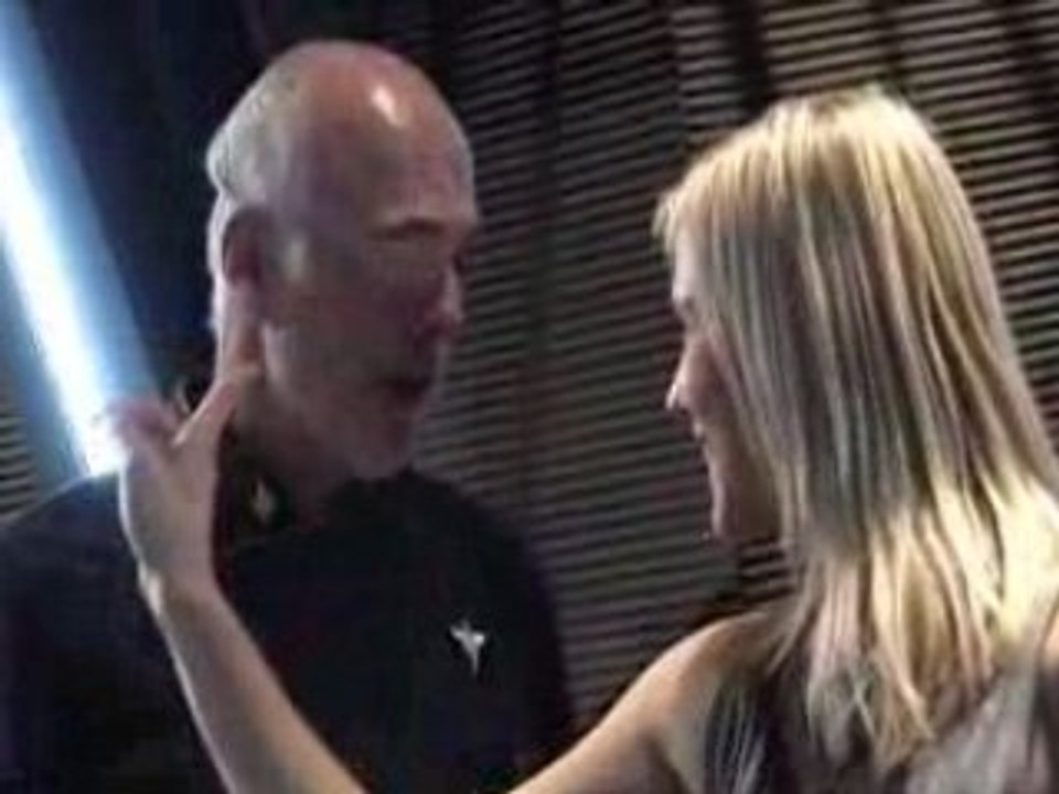 Katee Sackhoff Loves Starbuck - BSG S4.0 DVD