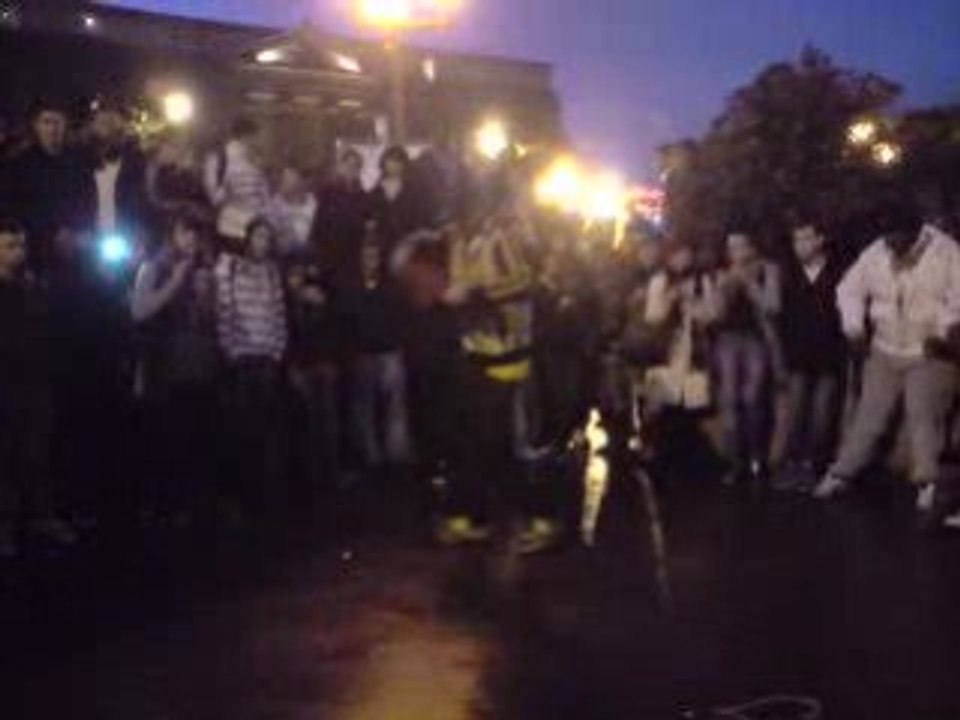 Jimmy vs stivel battle-dance-limoges.skyblog.com