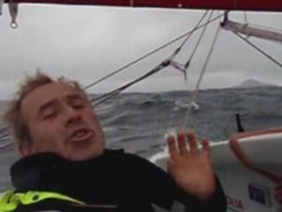 Jourdain passe le cap Horn dans le Vendée Globe