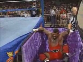 Summerslam 1995 - Undertaker vs Kama (2/2)