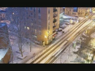 NEIGES URBAINES ( NOISY 05 01 2009 )