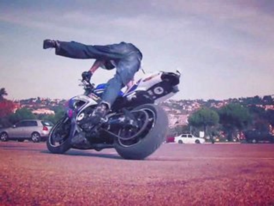 Raptowny in Nice/France (High Definition)