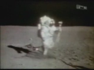 Ils n'ont pas marché sur la Lune 02