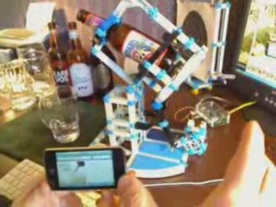 iPhone qui sert une bière !