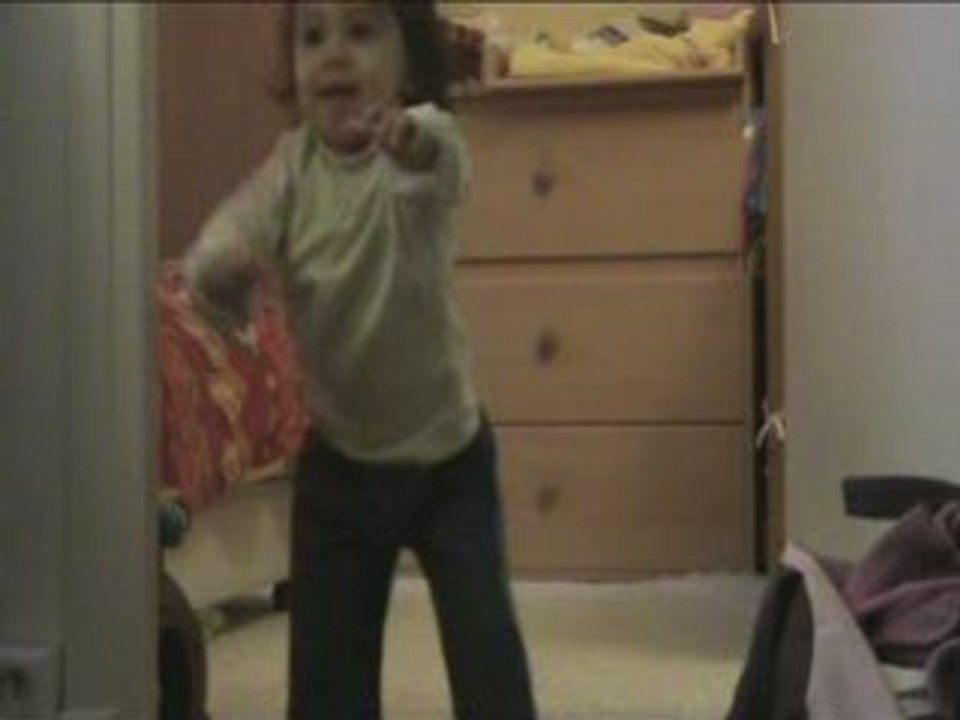 Chloé marche (suite)