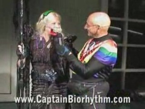 Furby Dentata Voiceless Furbies Framed At 2008 Comic-Con