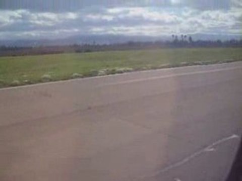 Moi atterrissage Alger / un MD 82 Alitalia