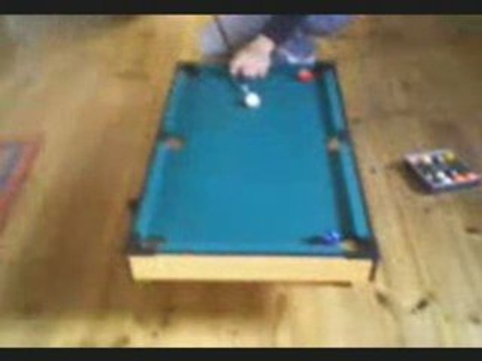 Mat61 joue au billard